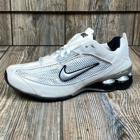 white mesh nike shoes